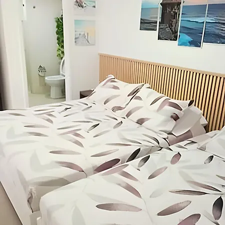 Precioso Apto En El Laguito A Pasos De La Playa Apartamento *