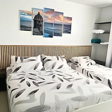 Apartamento Precioso Apto En El Laguito A Pasos De La Playa *